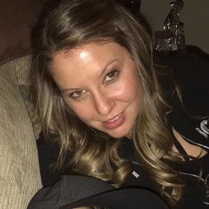 Meet your Posher, Nina